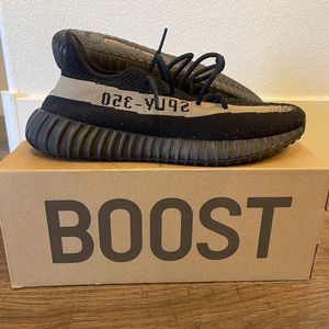 Yeezy Boost 350 V2 size men 11 Authentic worn about 12 times